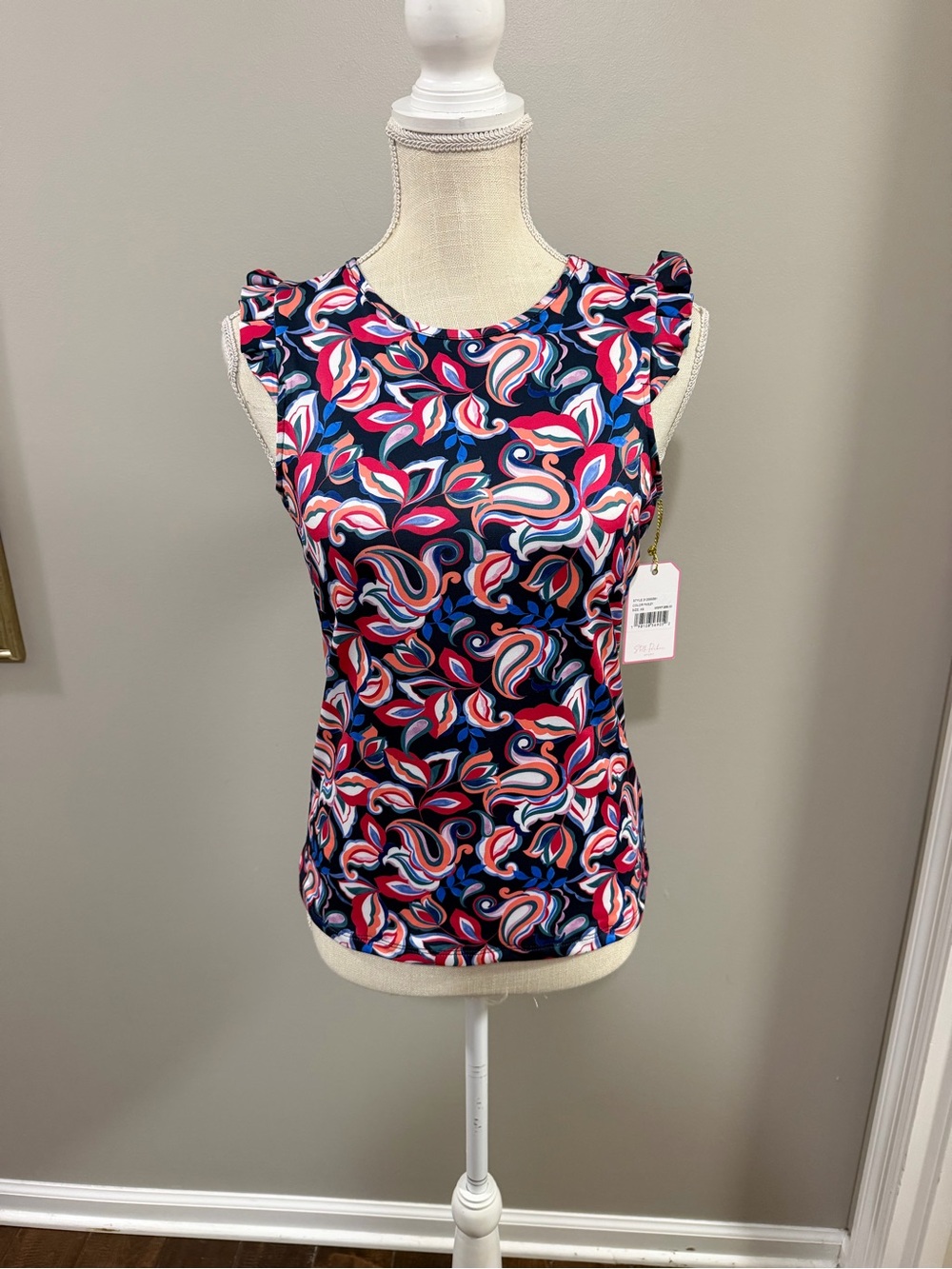 NWT Stella Parker Sport Navy Floral Paisley Ruffle Sleeve Golf Top